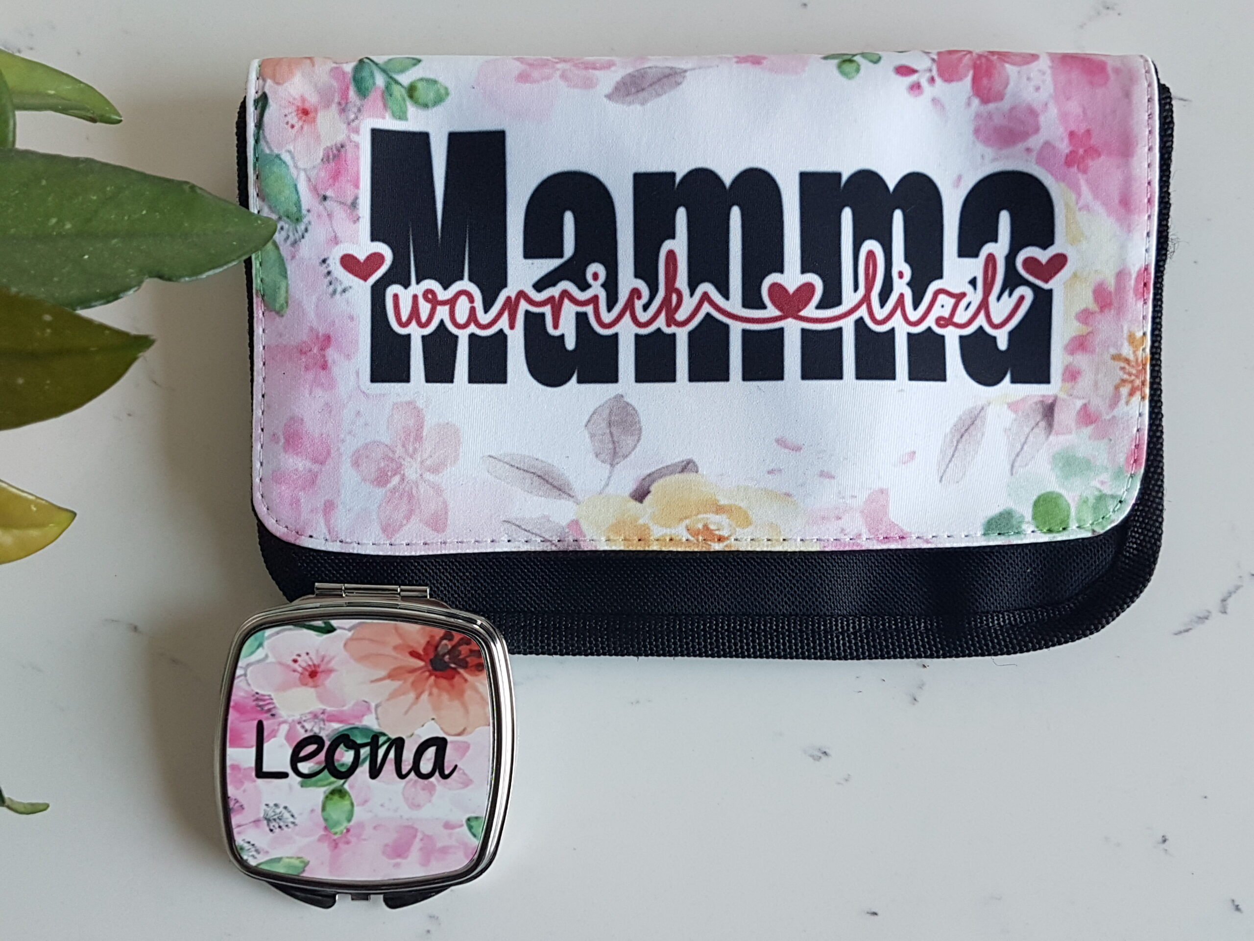 Personalised cosmetic bag with flap