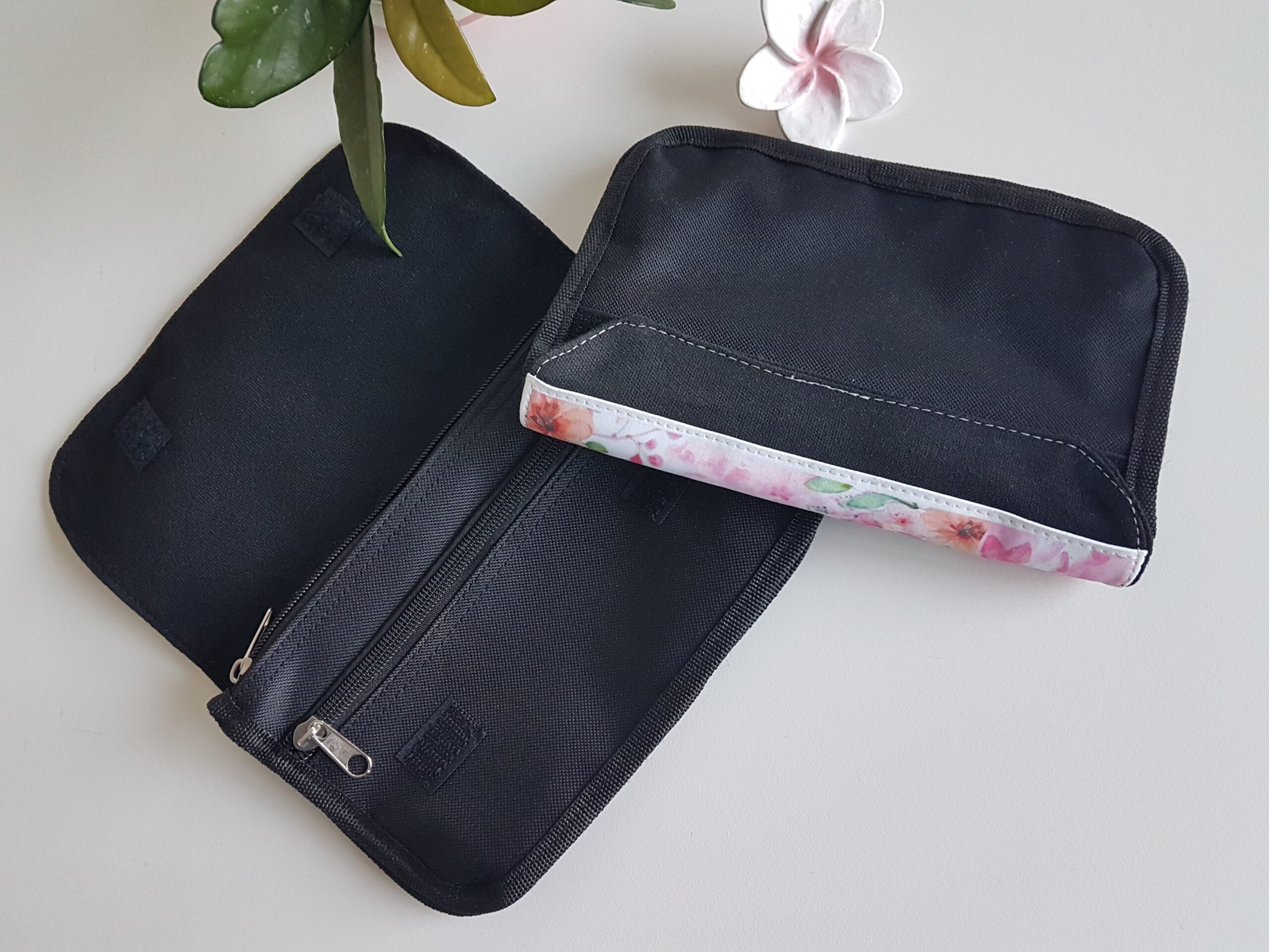 Personalised cosmetic bag with flap