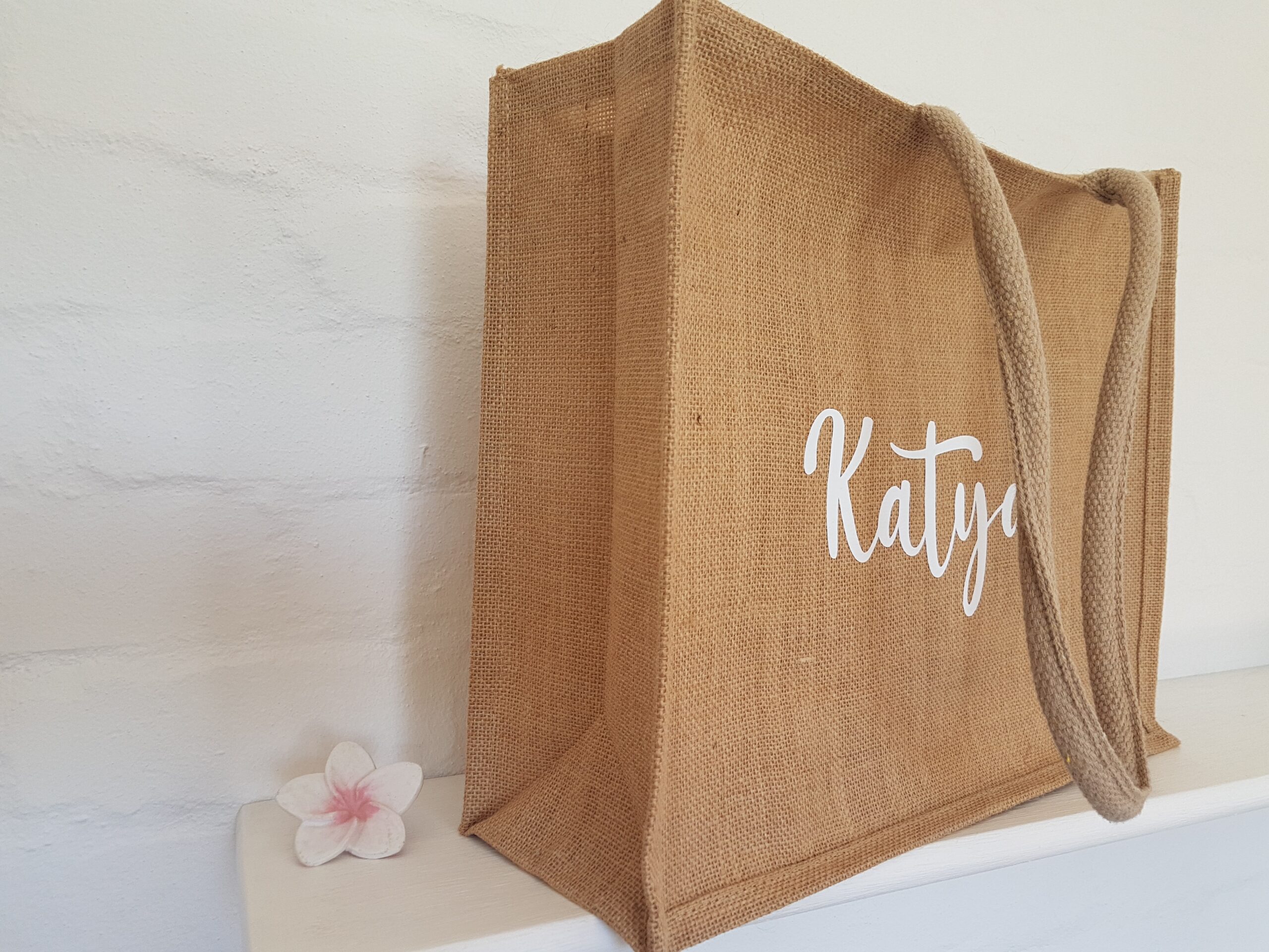 Personalised hessian bag with zip