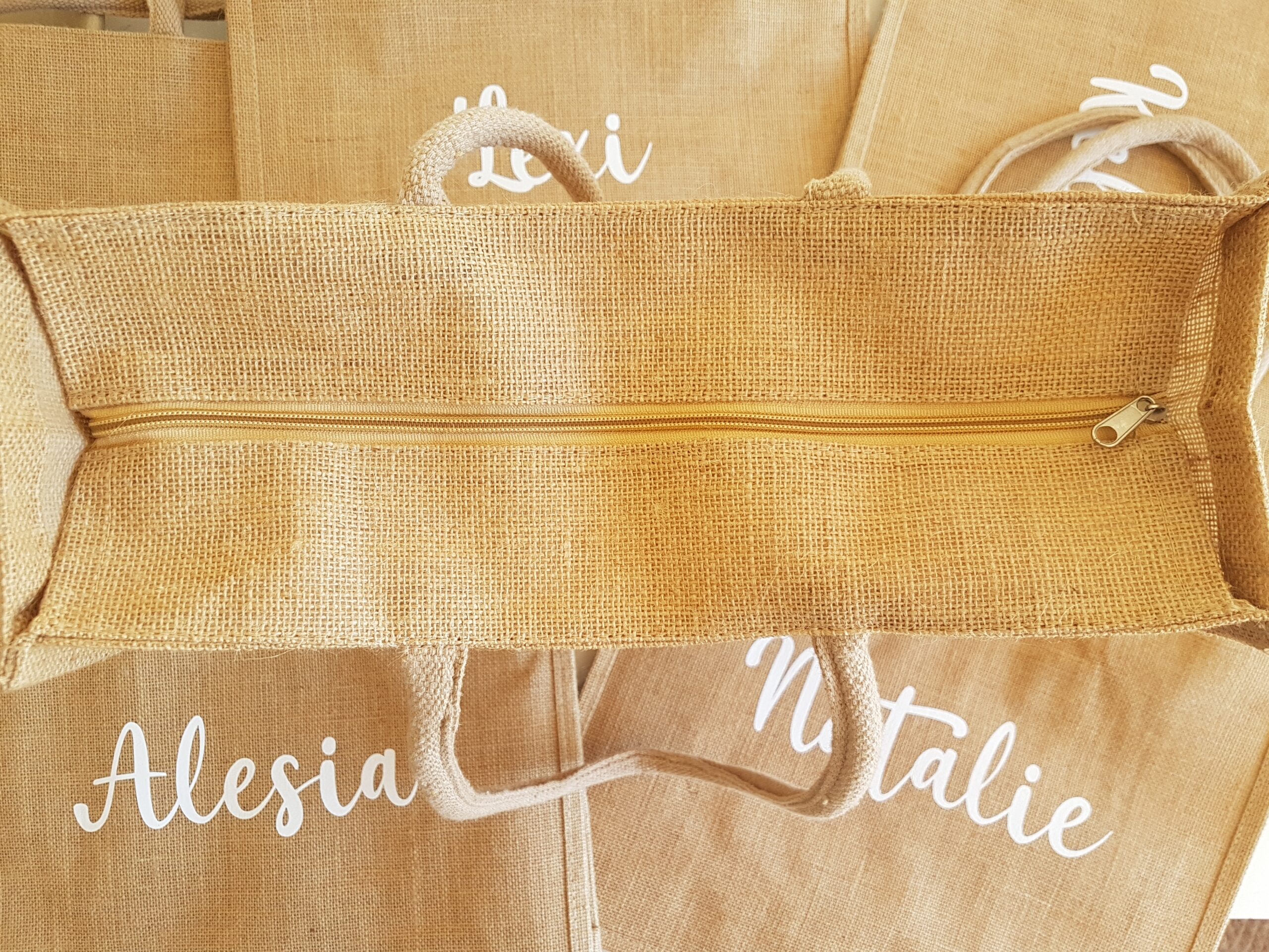 Personalised hessian bag with zip