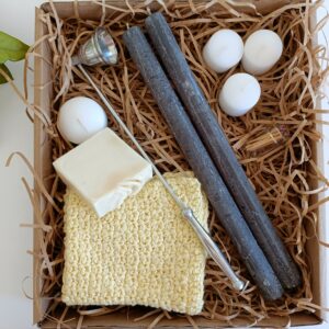 Candle lover's gift hamper